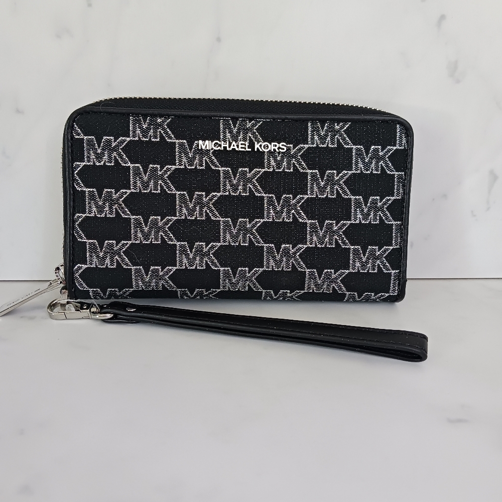 Michael Kors Jet Set Travel Large Flat Wallet, Wristlet & Phone Case